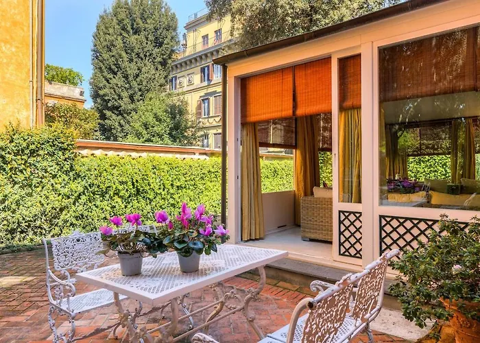 Borghese Flat In Luxury With Garden Rom