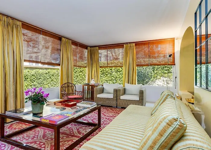 Apartment Borghese Flat In Luxury With Garden