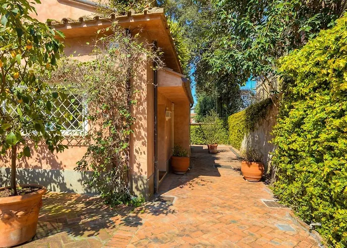 Borghese Flat In Luxury With Garden *