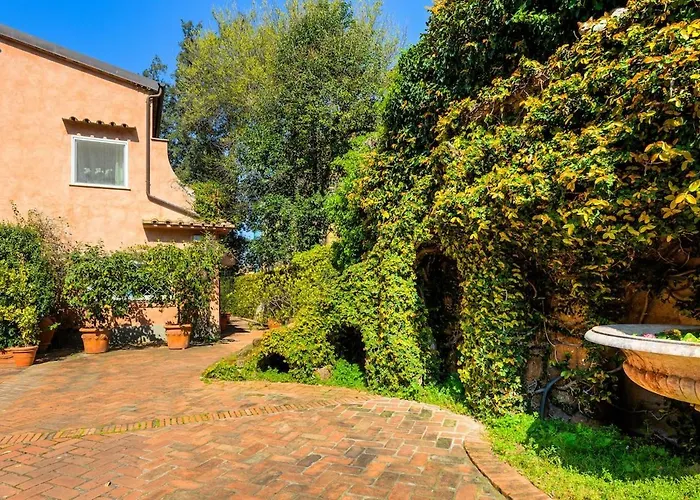 Borghese Flat In Luxury With Garden Rom