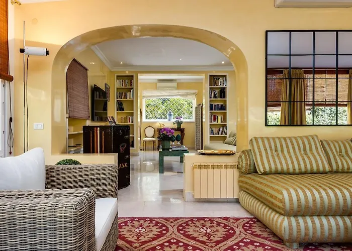 Borghese Flat In Luxury With Garden Rom